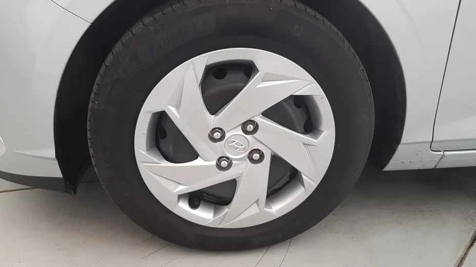 HYUNDAI i20 i20 1.2 Pure
