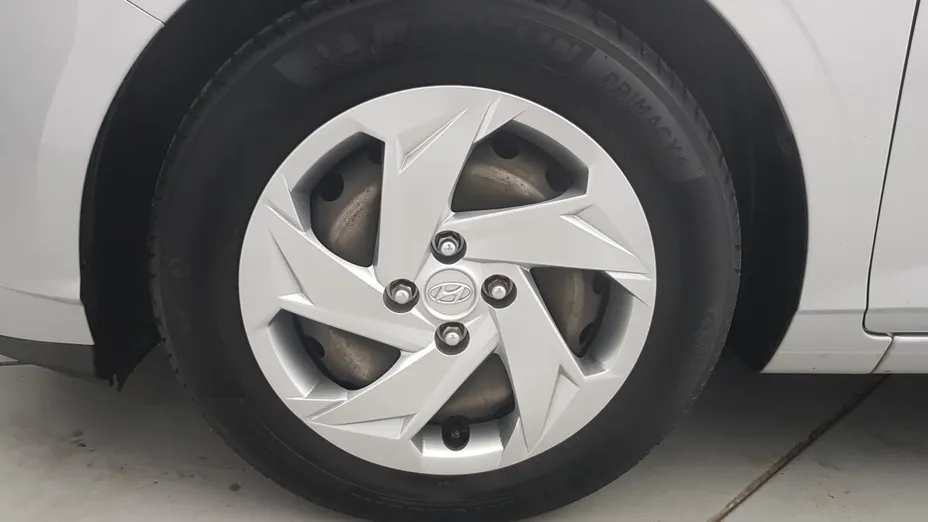 HYUNDAI i20 i20 1.2 Pure