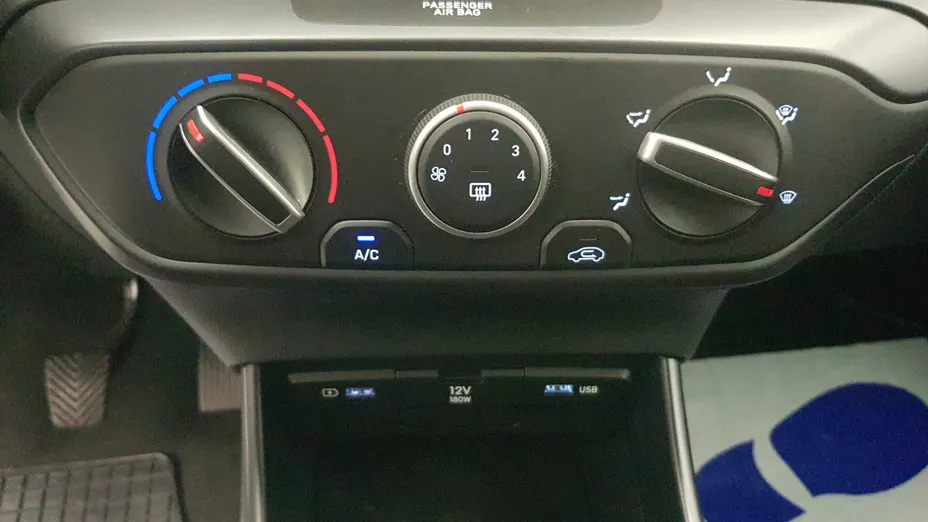 HYUNDAI i20 i20 1.2 Pure