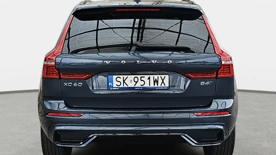 VOLVO XC60 XC60 B4 D AWD Plus Dark aut