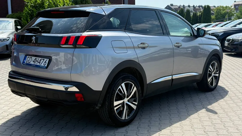 PEUGEOT 3008 3008 1.2 PureTech Allure Pack S&S EAT8
