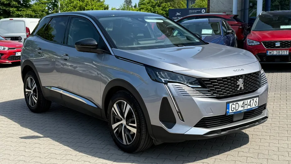 PEUGEOT 3008 3008 1.2 PureTech Allure Pack S&S EAT8
