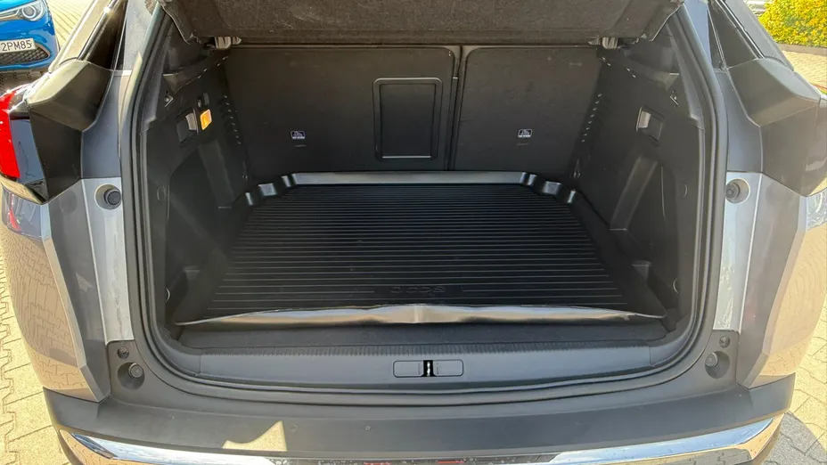PEUGEOT 3008 3008 1.2 PureTech Allure Pack S&S EAT8