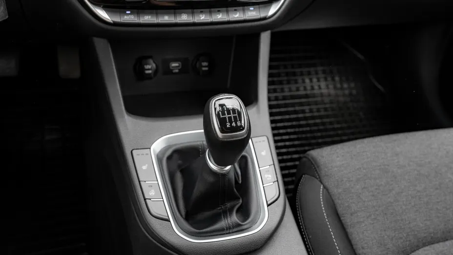 HYUNDAI i30 i30 1.0 T-GDI Smart