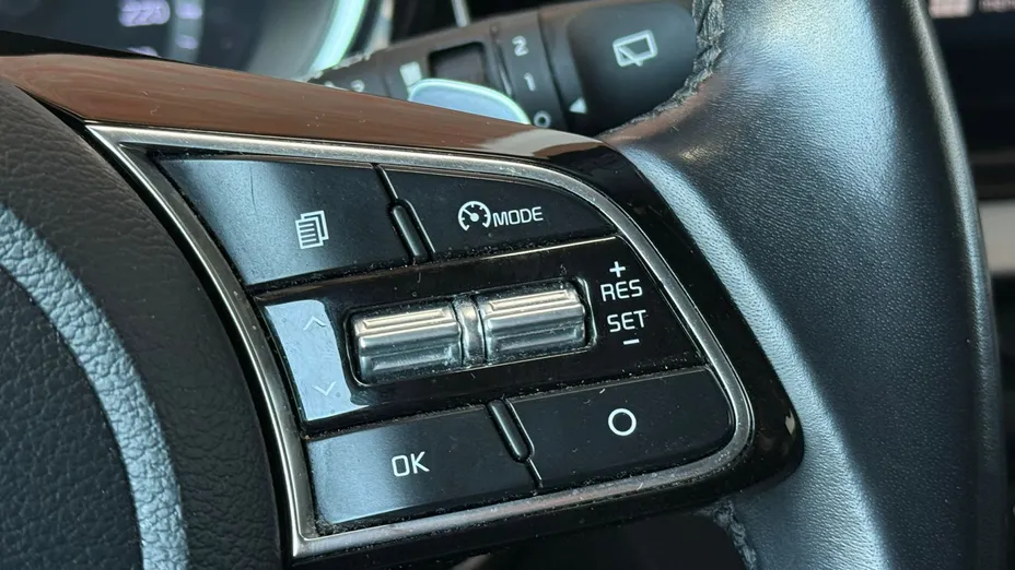 KIA Cee'd Ceed 1.6 GDI PHEV L DCT