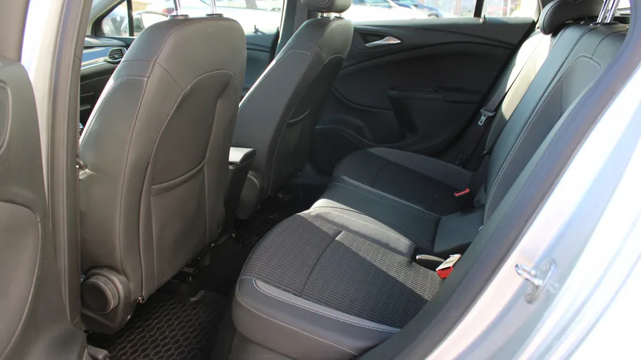 OPEL Astra Astra V 1.2 T Elegance S&S