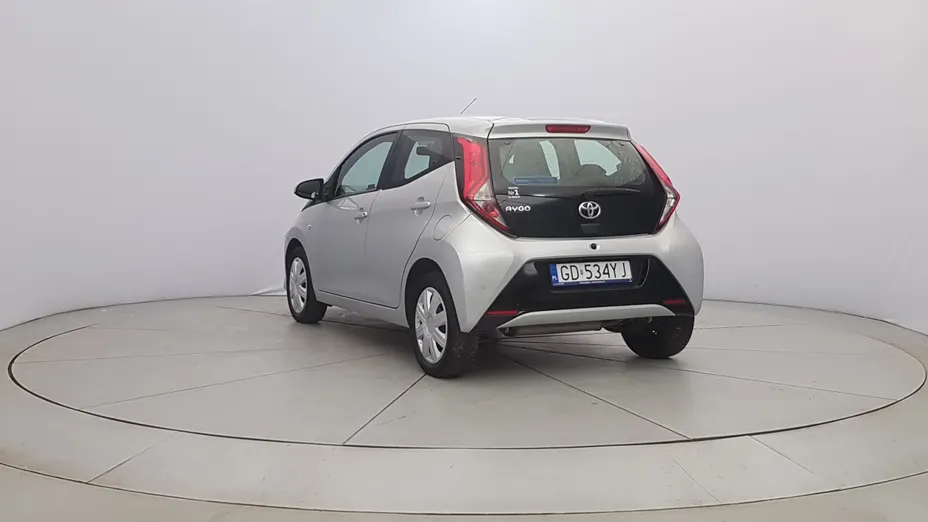 TOYOTA Aygo Aygo 1.0 VVT-i X-play
