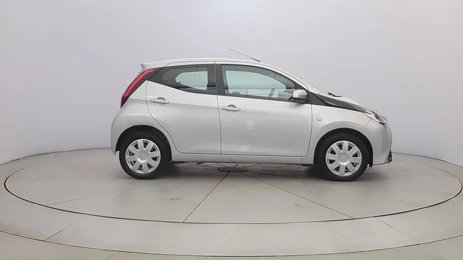 TOYOTA Aygo Aygo 1.0 VVT-i X-play