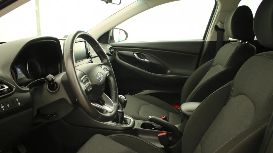 HYUNDAI i30 i30 1.5 DPI Smart