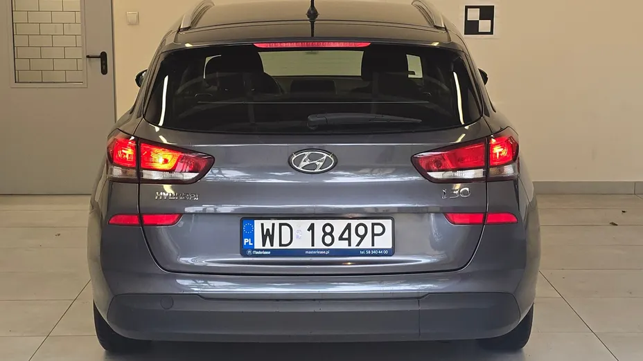 HYUNDAI i30 i30 1.6 D Classic +