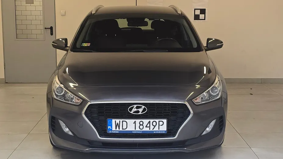 HYUNDAI i30 i30 1.6 D Classic +