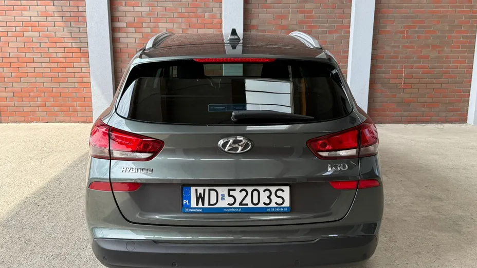 HYUNDAI i30 i30 1.5 DPI Classic +