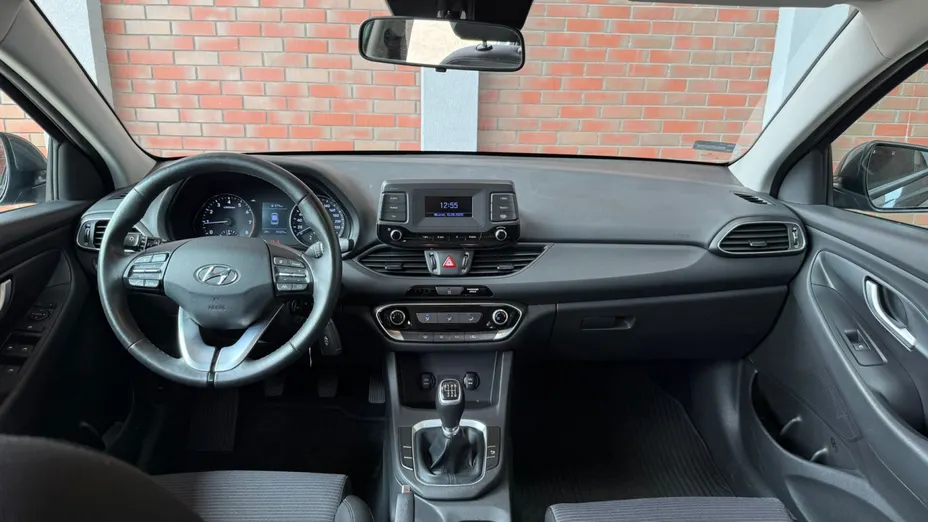 HYUNDAI i30 i30 1.5 DPI Classic +