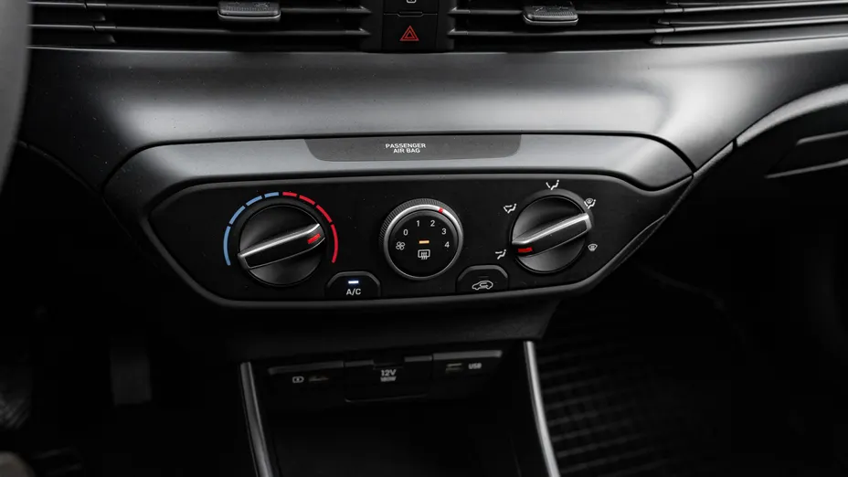 HYUNDAI i20 i20 1.2 Pure