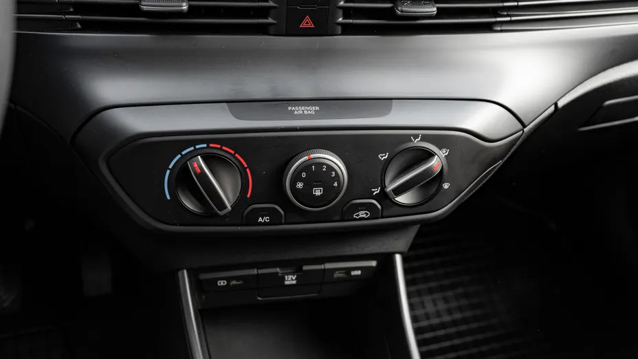 HYUNDAI i20 i20 1.2 Pure