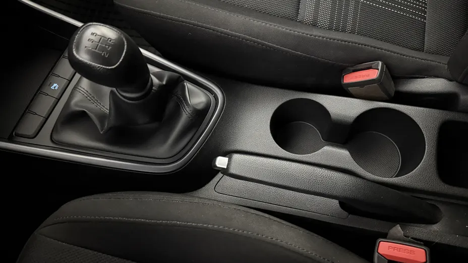 HYUNDAI i20 i20 1.2 Pure