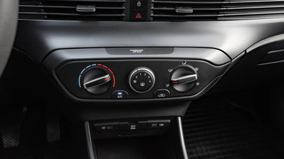 HYUNDAI i20 i20 1.2 Pure