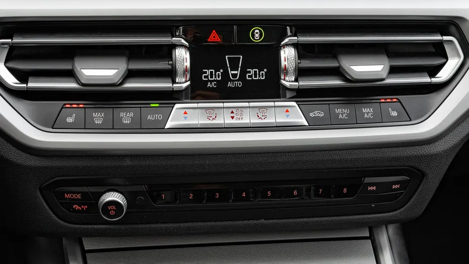 BMW Seria 3 320d xDrive mHEV Advantage aut