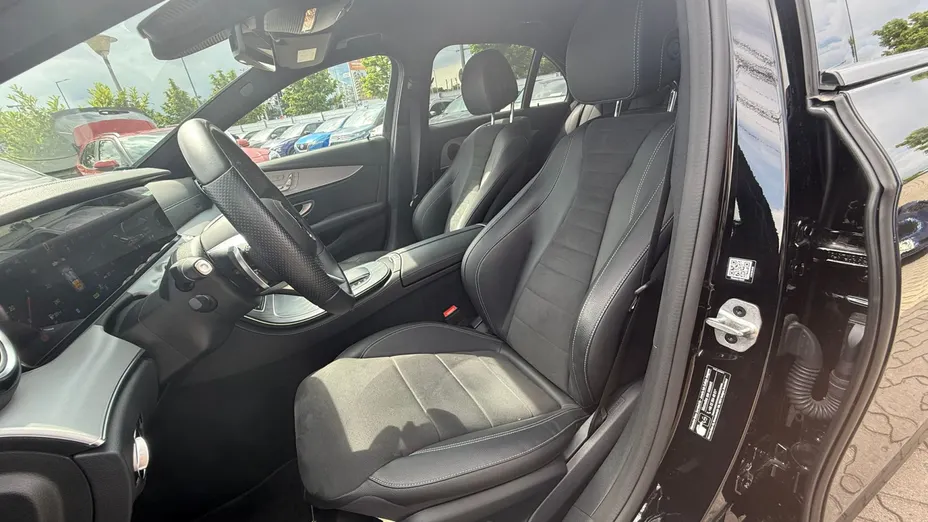 MERCEDES-BENZ E Klasa E 220 d 4-Matic AMG