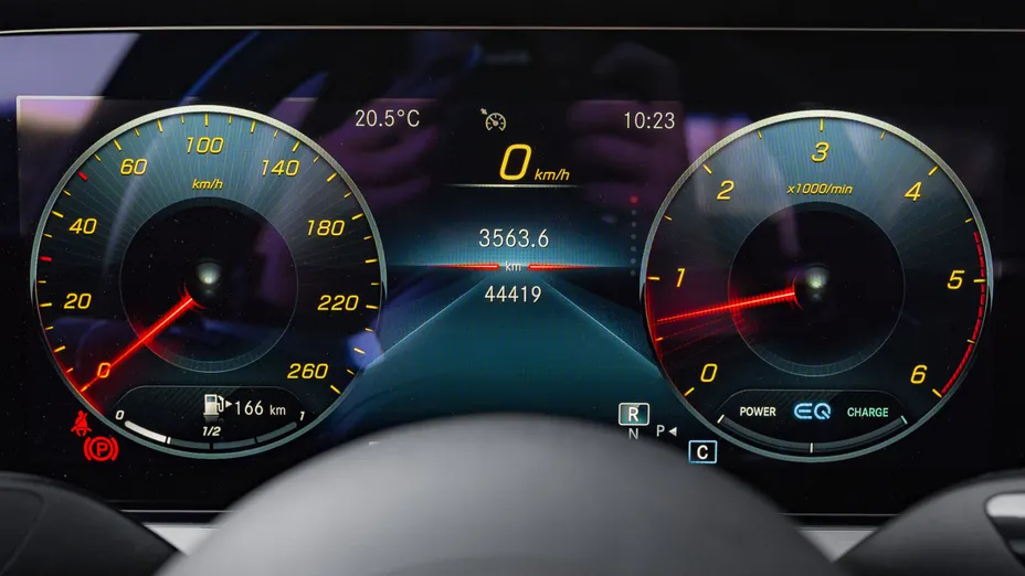 MERCEDES-BENZ E Klasa E 220 d 4-Matic AMG
