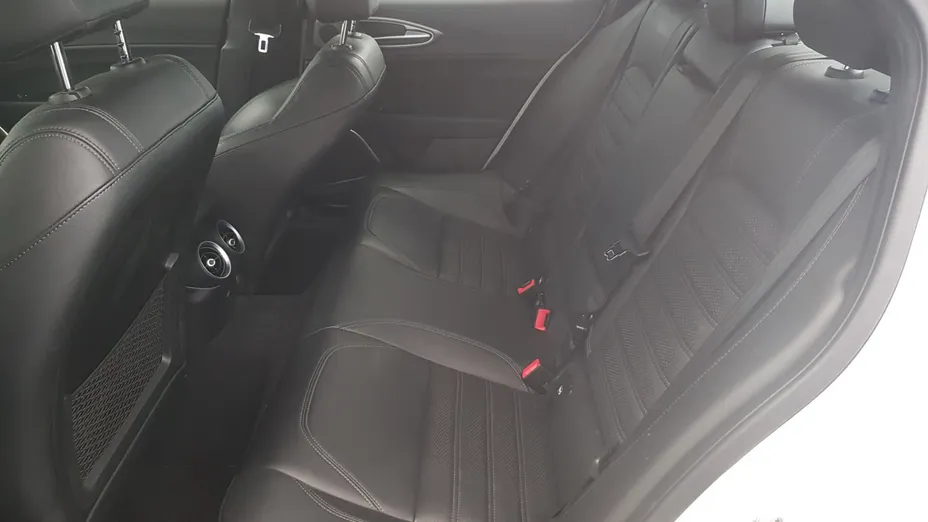 ALFA ROMEO Giulia Giulia 2.0 Turbo Veloce Q4 aut
