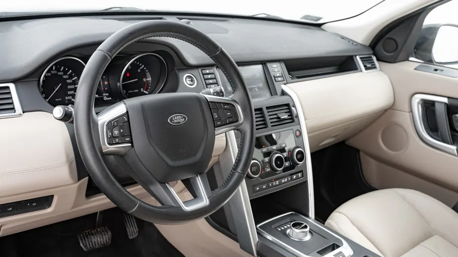 LAND ROVER Discovery Sport Discovery Sport 2.0 TD4 HSE aut