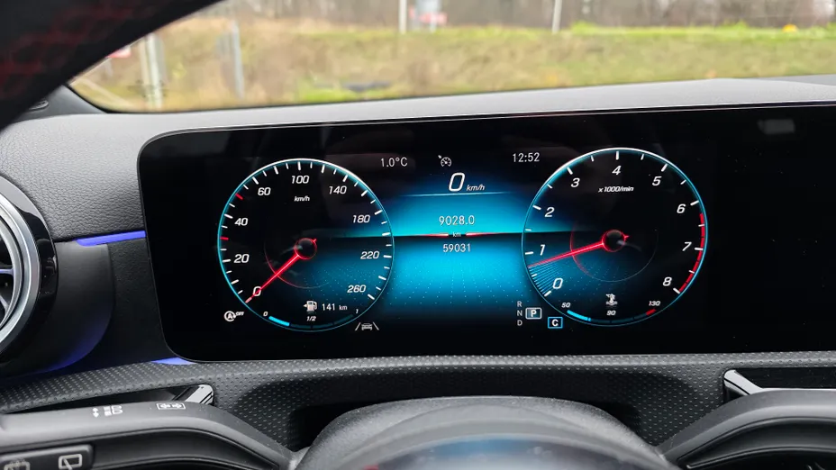 MERCEDES-BENZ A Klasa A 250 7G-DCT AMG Line