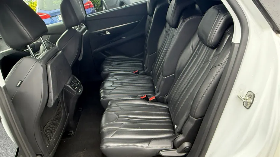 PEUGEOT 5008 5008 1.6 PureTech Allure S&S EAT8