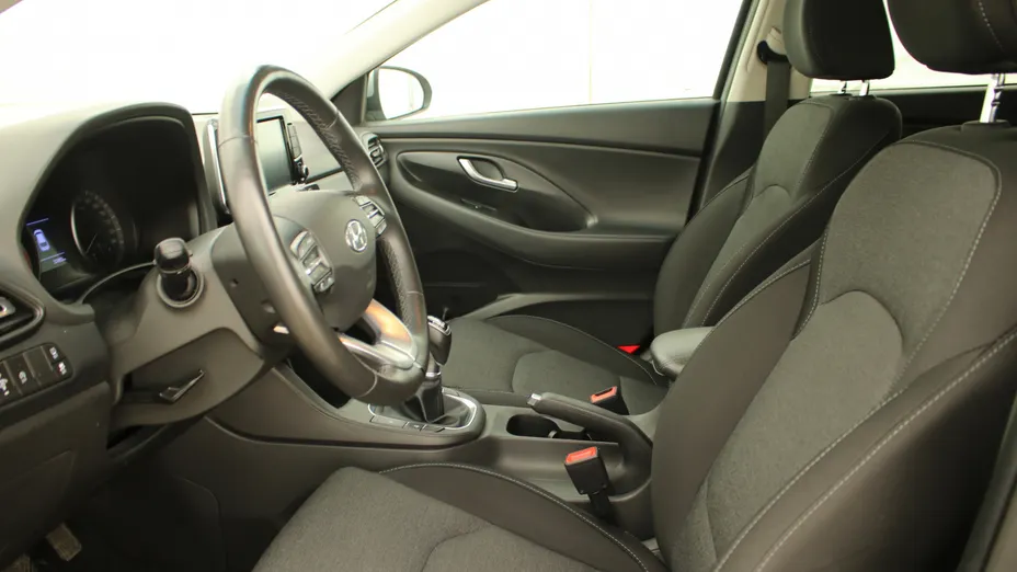 HYUNDAI i30 i30 1.5 DPI Smart