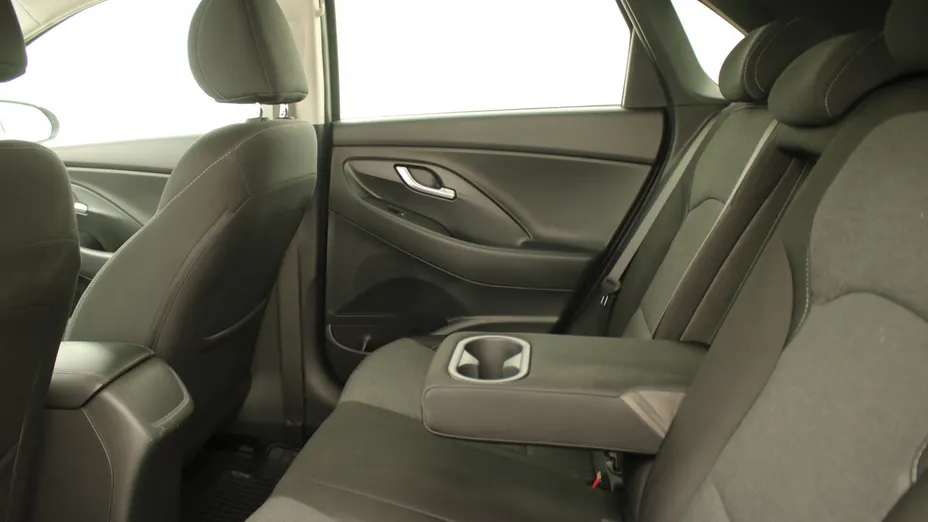 HYUNDAI i30 i30 1.5 DPI Smart