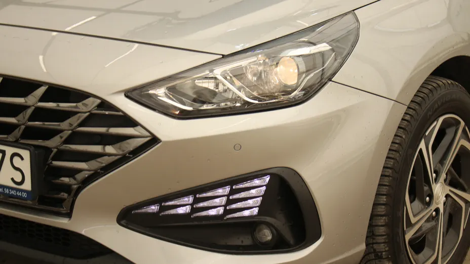 HYUNDAI i30 i30 1.5 DPI Smart