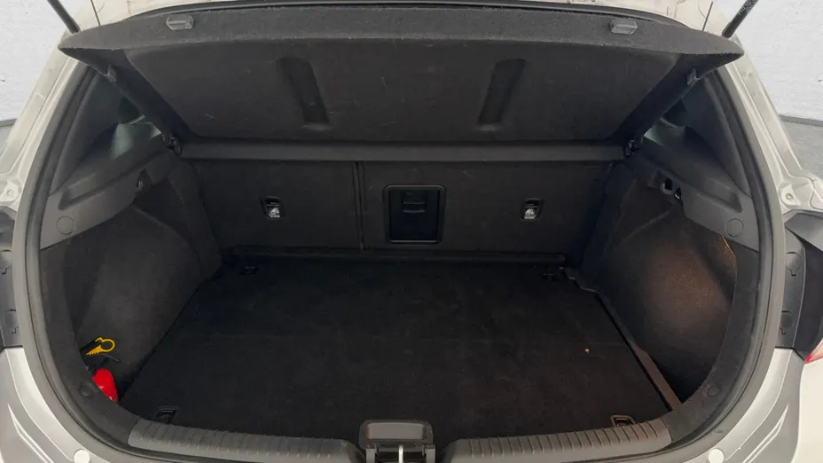 HYUNDAI i30 i30 1.5 DPI Smart