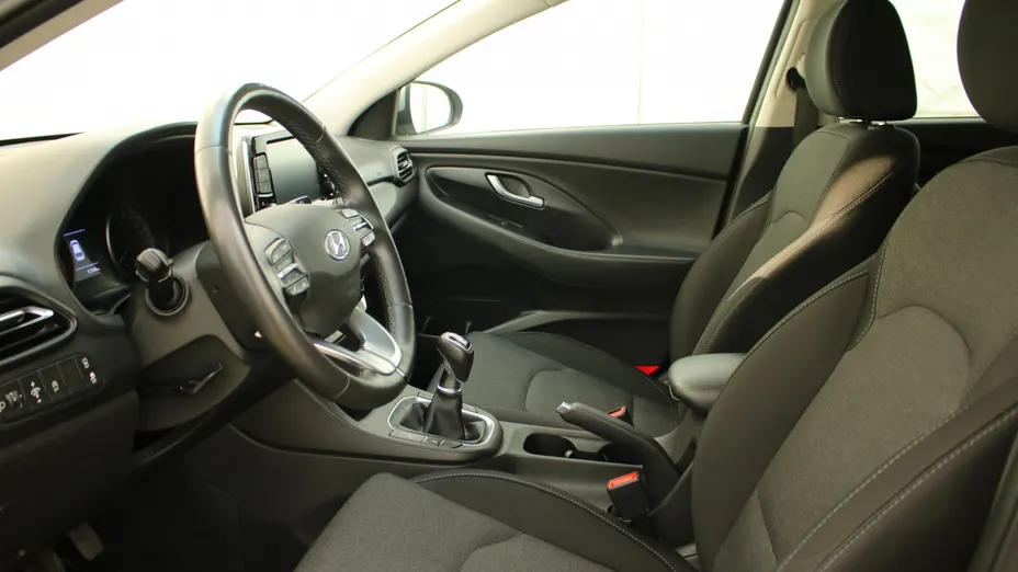 HYUNDAI i30 i30 1.5 DPI Smart