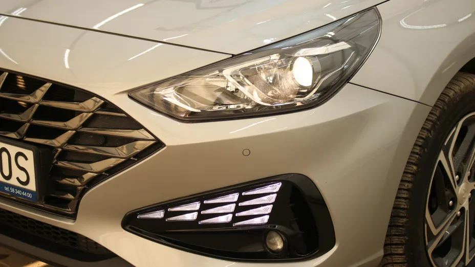 HYUNDAI i30 i30 1.5 DPI Smart