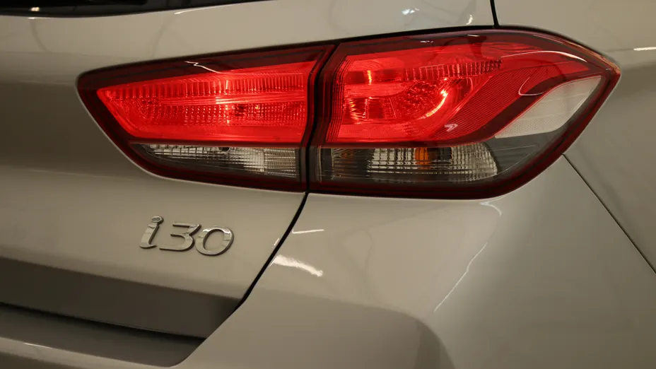 HYUNDAI i30 i30 1.5 DPI Smart