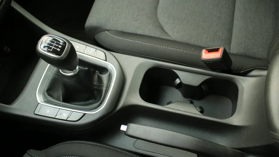 HYUNDAI i30 i30 1.5 DPI Smart