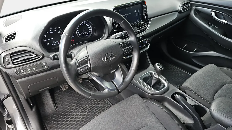 HYUNDAI i30 i30 1.5 DPI Smart