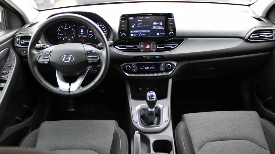 HYUNDAI i30 i30 1.5 DPI Smart