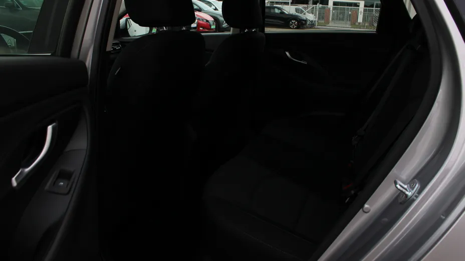 HYUNDAI i30 i30 1.5 DPI Smart