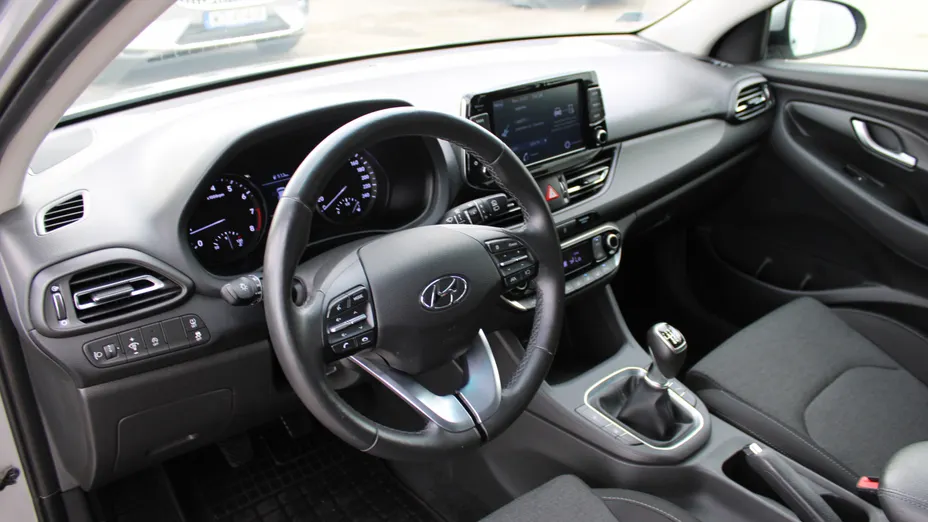 HYUNDAI i30 i30 1.5 DPI Smart