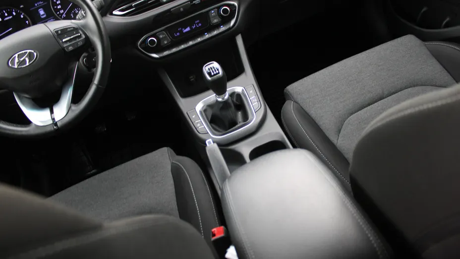 HYUNDAI i30 i30 1.5 DPI Smart