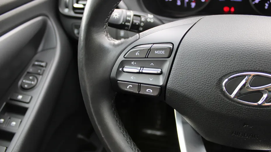 HYUNDAI i30 i30 1.5 DPI Smart