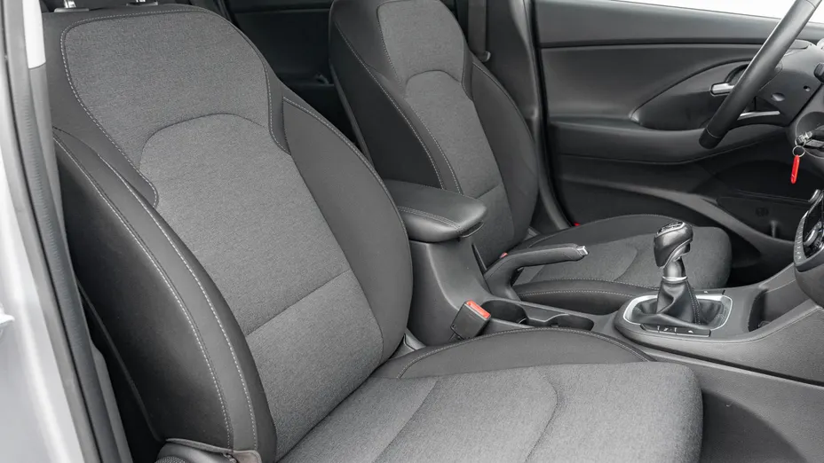 HYUNDAI i30 i30 1.5 DPI Smart