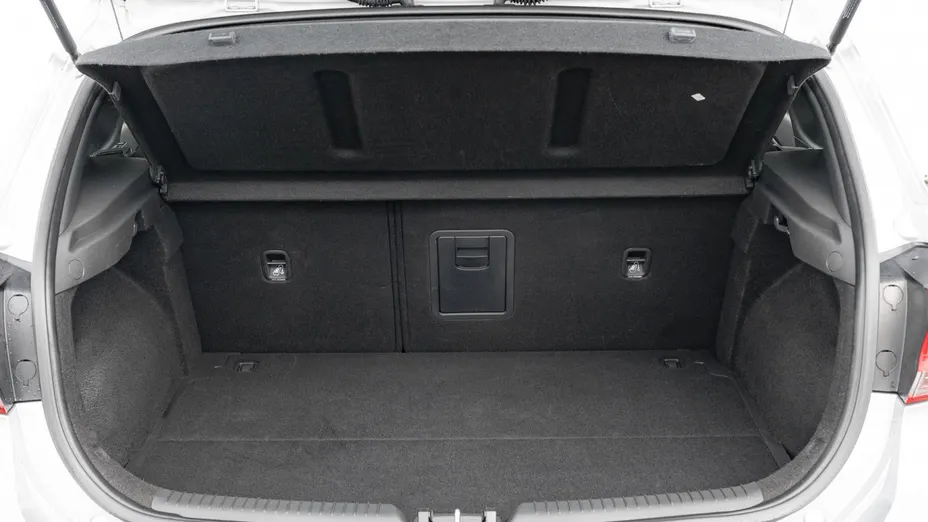 HYUNDAI i30 i30 1.5 DPI Smart