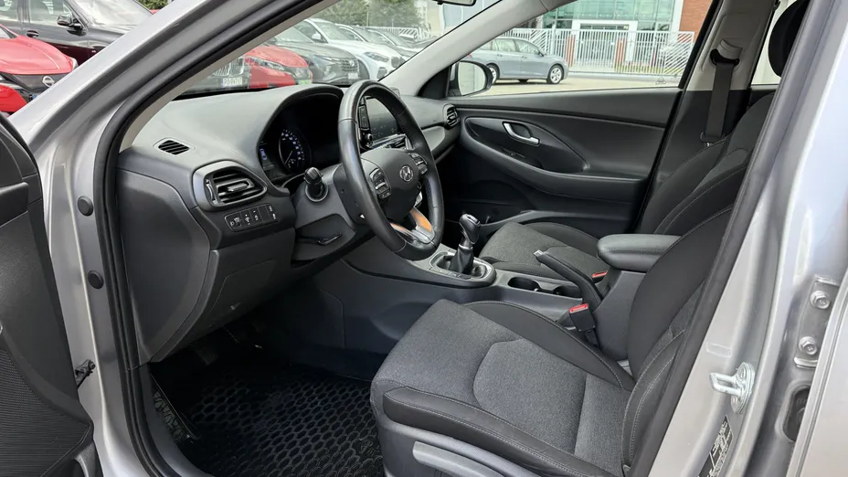 HYUNDAI i30 i30 1.5 DPI Smart
