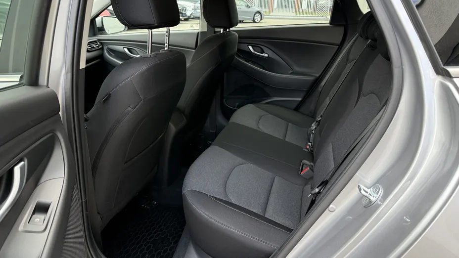 HYUNDAI i30 i30 1.5 DPI Smart