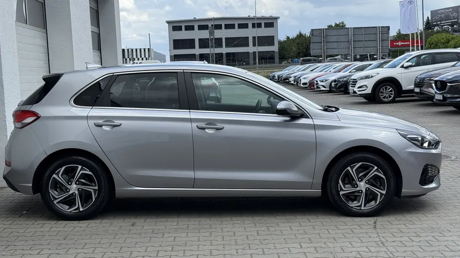 HYUNDAI i30 i30 1.5 DPI Smart