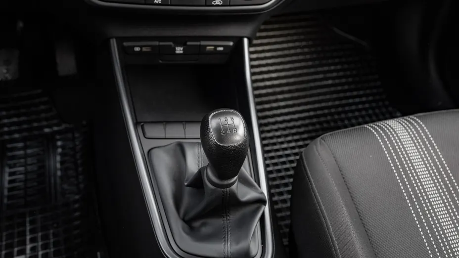 HYUNDAI i20 i20 1.2 Pure