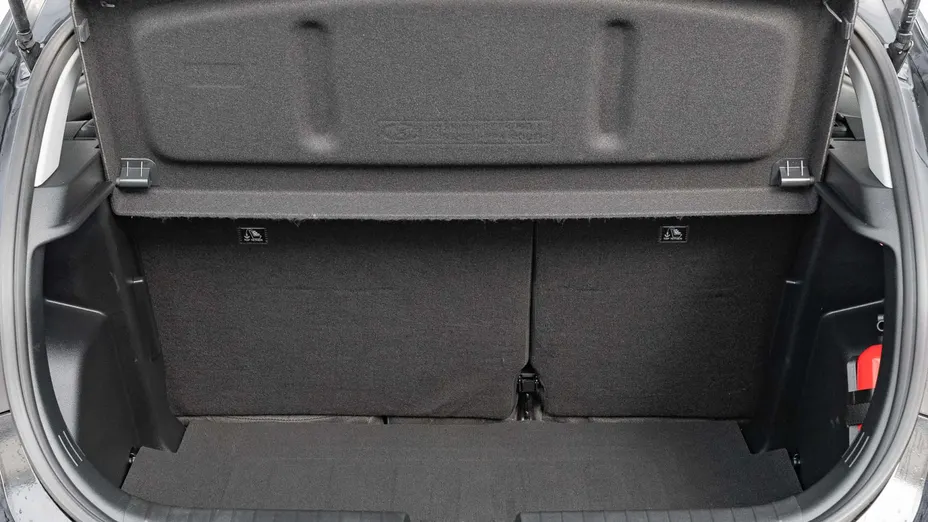 HYUNDAI i20 i20 1.2 Pure