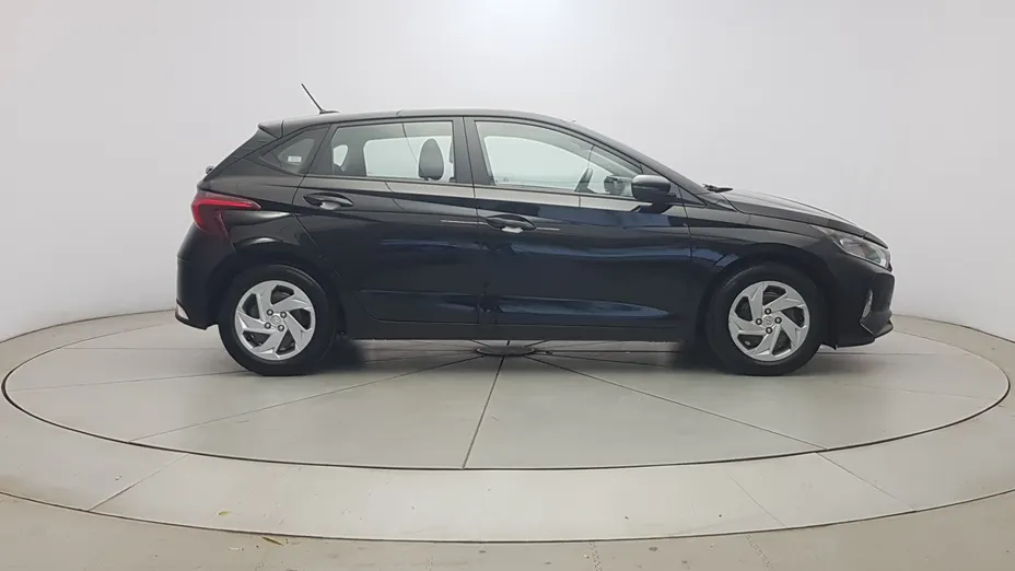 HYUNDAI i20 i20 1.2 Pure